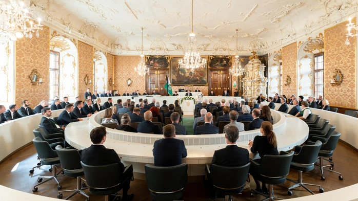 Die Landespolitik sowie zahlreiche frühere politische Wegbegleiter nahmen von Franz Hasiba Abschied 