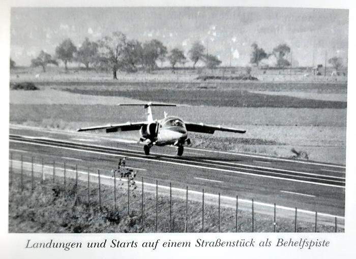 Im Oktober 1986 landeten Saab 105 auf der S 36 in Zeltweg