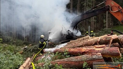 Defekte Hydraulik hatte den Brand ausgelöst