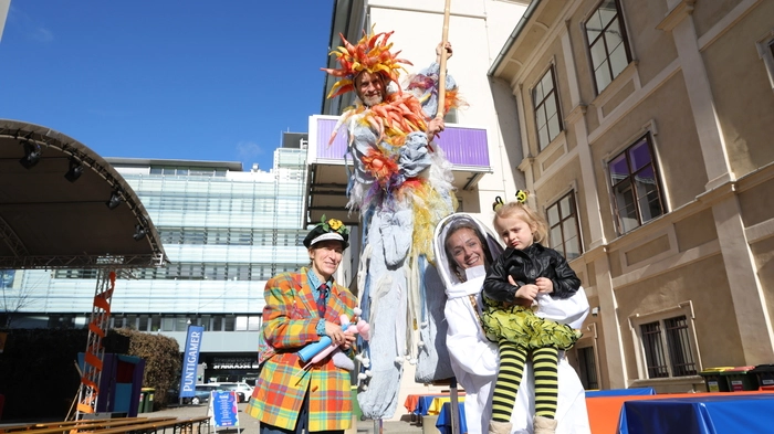 Bei schönstem Wetter wurde im Joanneumsviertel am Faschingsdienstag um 10 Uhr der Kinderfasching eingeläutet