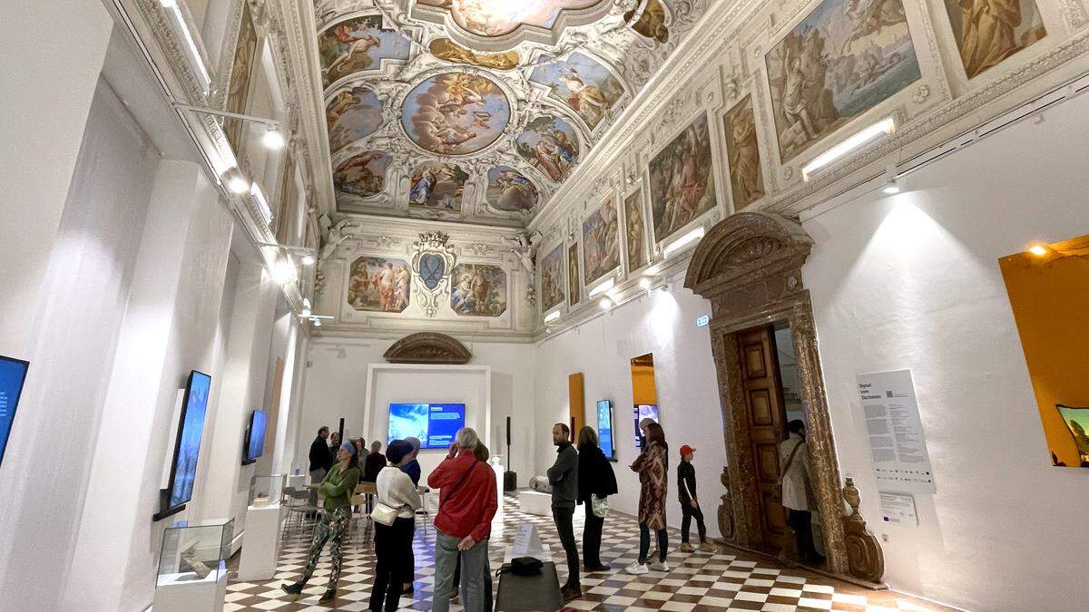  Audiovisuelle „Signal“-Installation und Zusammentreffen mit dem Team vom „Signal am Dachstein“ im Marmorsaal