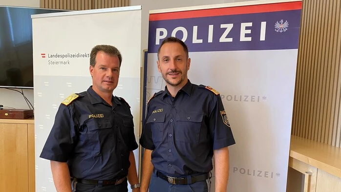 Landespolizeidirektor Gerald Ortner und Oberstleutnant Gernot Sattler (Vize-Kommunikationschef) 
