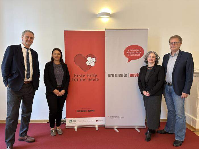 Fordern bessere Versorgung psychisch Kranker: Georg Psota, Kathleen Heft, Maria Maunz-Ranacher und Günter Klug von pro mente Austria 