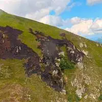 Aufnahme aus der Luft vom Brandbereich am Blaseneck auf etwa 1900 Meter Seehöhe