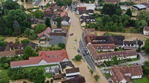 Den Bezirk Hartberg-Fürstenfeld traf das Unwetter besonders hart. Das Luftbild zeigt eindrucksvoll das Ausmaß