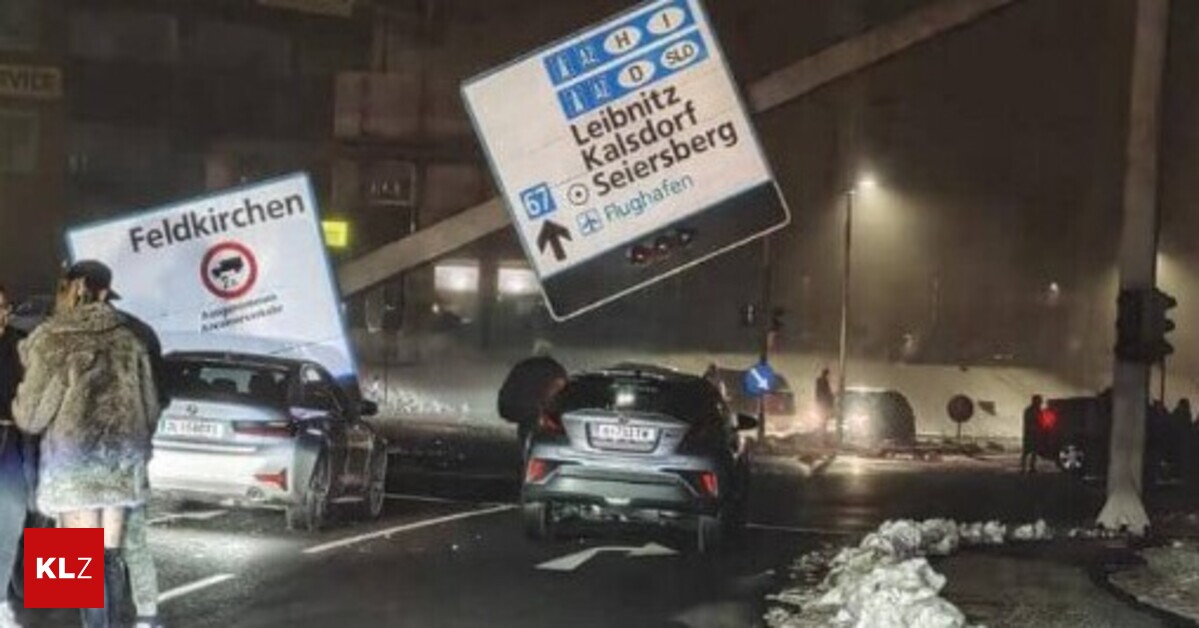 Schrecksekunde-berkopfwegweiser-krachte-auf-die-Stra-e