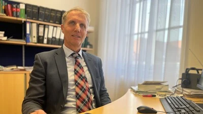 Wolfgang Wlattnig, Leiter der Landesabteilung 7 (zuständig für Gemeinden, Wahlen und ländlicher Wegebau), 