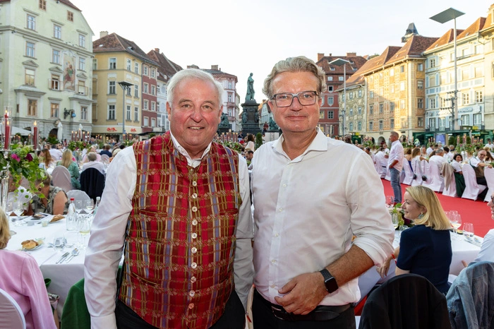 Alt-LH Hermann Schützenhöfer und LH Christopher Drexler waren auch dabei ...