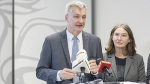 Manfred Eber und Elke Kahr bei einer Pressekonferenz