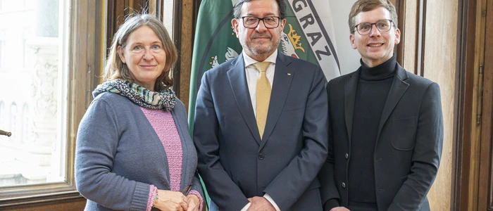 Empfang am 27. März: Bürgermeisterin Elke Kahr (KPÖ) mit dem palästinensischen Botschafter Salah Abdel Shafi und Stadtrat Robert Krotzer (KPÖ)