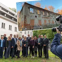 Groß war die Anzahl der Gäste bei der Eröffnung des Institutsgebäudes am Rosenhain, zweieinhalb Jahre nach dem Spatenstich