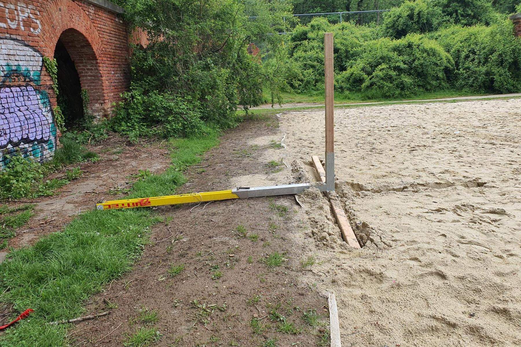 Eustacchiogründe: Volleyballfeld zum zweiten Mal zerstört: Stadt erstattet Anzeige