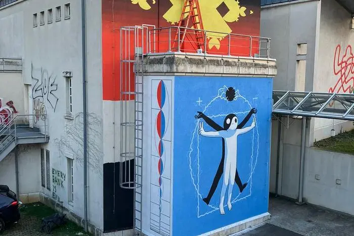 Daan Botlek aus Rotterdam hat sich mit gleich mehreren Bildern verewigt. Inspirieren ließ er sich vom Gebäude selbst, aber auch von Nikola Tesla, der einige Jahre in Graz studiert hat... „so I decided to make a collage of science and pseudoscience inspired images incorporating different subjects and views“, schreibt er