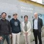 Eröffneten die neue Galerie am Bauzaun des Graz Center of Physics (v. l.): BIG-Projektmanager Philipp Jereb, Physiker Peter Puschnig, Uni-Graz-Vizerektorin Mireille van Poppel und BIG-Projektmanager Klaus Grill