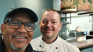 ein Selfie der beiden Männer