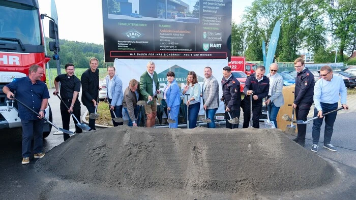 Spatenstich für das neue Rüsthaus der Freiwilligen Feuerwehr in Hart bei Graz
