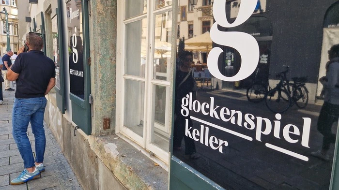 Angesichts eines Konkursverfahrens musste der Glockenspielkeller schließen. Nun lebt das Lokal neu auf