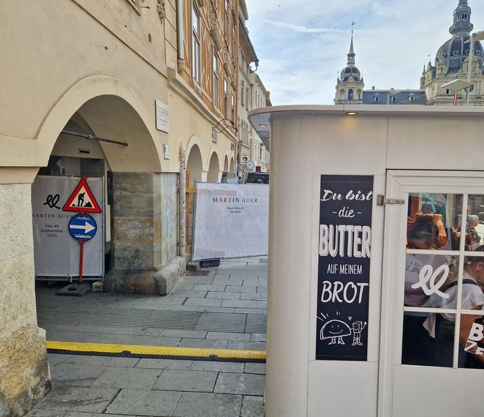 Während der Bauarbeiten bis September steht Kunden ein Kiosk zur Verfügung