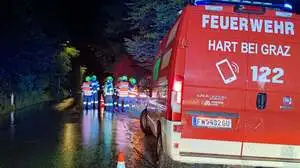 Nächtlicher Einsatz auf der Rupertistraße in Hart bei Graz