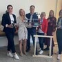 Amela Sultanovic (PTS Herrgottwiesgasse), Bettina Katzensteiner (MS Viktor Kaplan), Bildungsstadtrat Kurt Hohensinner, Barbara Pauli (MS Webling), Sigrid Carbonare-Godina (MS Algersdorf/Smart City), Anita Kreiner (MS Puntigam) | Amela Sultanovic (PTS Herrgottwiesgasse), Bettina Katzensteiner (MS Viktor Kaplan), Bildungsstadtrat Kurt Hohensinner, Barbara Pauli (MS Webling), Sigrid Carbonare-Godina (MS Algersdorf/Smart City), Anita Kreiner (MS Puntigam)