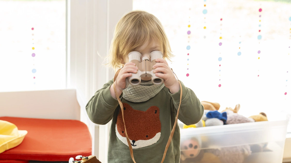 Kinderbetreuung in familiärem Rahmen – die Zahl der Betriebe, die auf Betriebstageseltern setzen, wächst