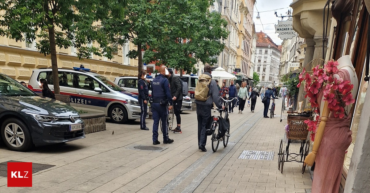 Nachgeschaut-Ignorieren-Radler-das-neue-Fahrverbot-Lokalaugenschein-in-der-Schmiedgasse