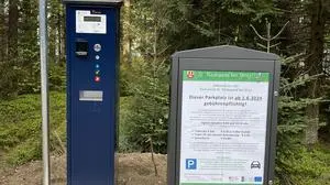Die Automaten stehen schon, ab 1. Juni ist die Gebühr fällig