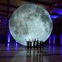 Die Installation „Museum of the Moon“ von Luke Jerram wird in der Stadtpfarrkirche zu sehen sein