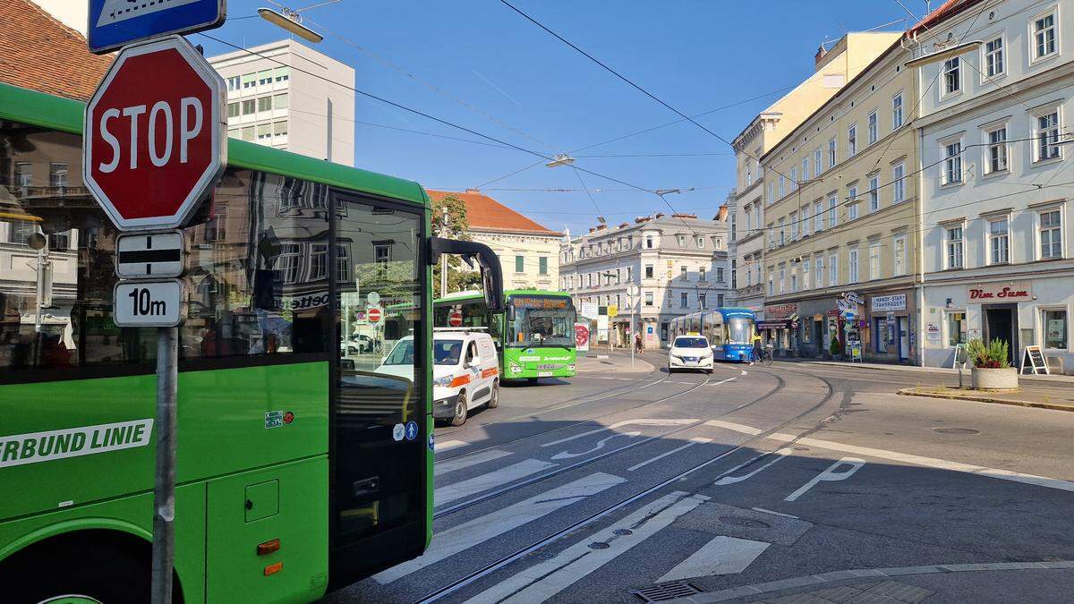 Der Dietrichsteinplatz sei ihr „absoluter Favorit bei gefährlichen Kreuzungen“, meint Leserin Monika Breuß