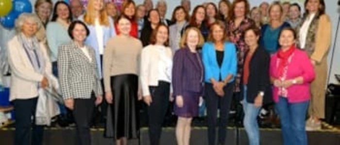 Gruppenfoto des Sprachennetzwerks Graz.