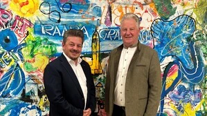 Karl Mayrhold (rechts) und sein designierter Nachfolger Udo Hebesberger | Karl Mayrhold (rechts) und sein designierter Nachfolger Udo Hebesberger