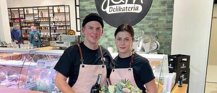 Marco Kohlmaier und Julia Unterlerchner haben ihr eigenes Delikatessengeschäft aufgesperrt