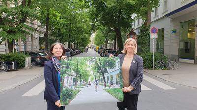 Kaiserfeldfasse alt und neu: Bürgermeisterin Elke Kahr (KPÖ) und Vize Judith Schwentner (Grüne)