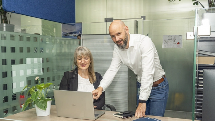 Thomas Gruber, Leiter des Kundenservices bei der Energie Graz, mit Mitarbeiterin Andrea Klein