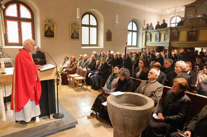 Die Festpredigt hielt Pater Willibald Hopfgartner vom Franziskanerkloster in Graz.