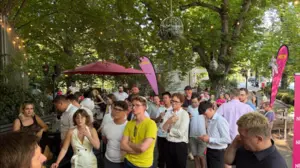 gedämpfte Stimmung am Sonntagnachmittag bei den Neos