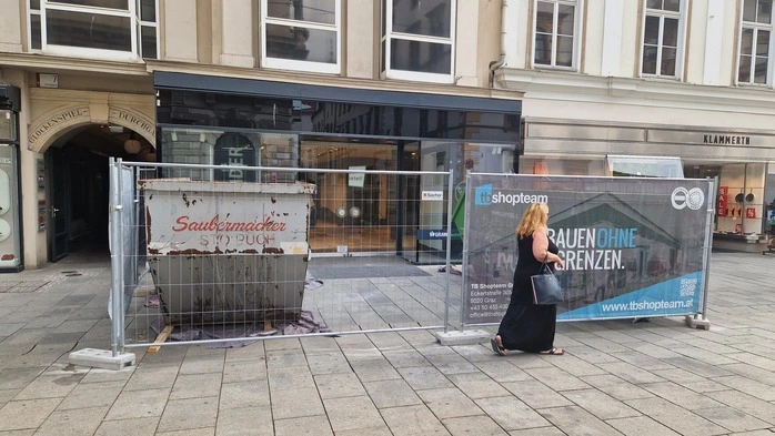 Hier zwischen Altstadtpassage und Klammerth wird für eine Interior-Firma umgebaut