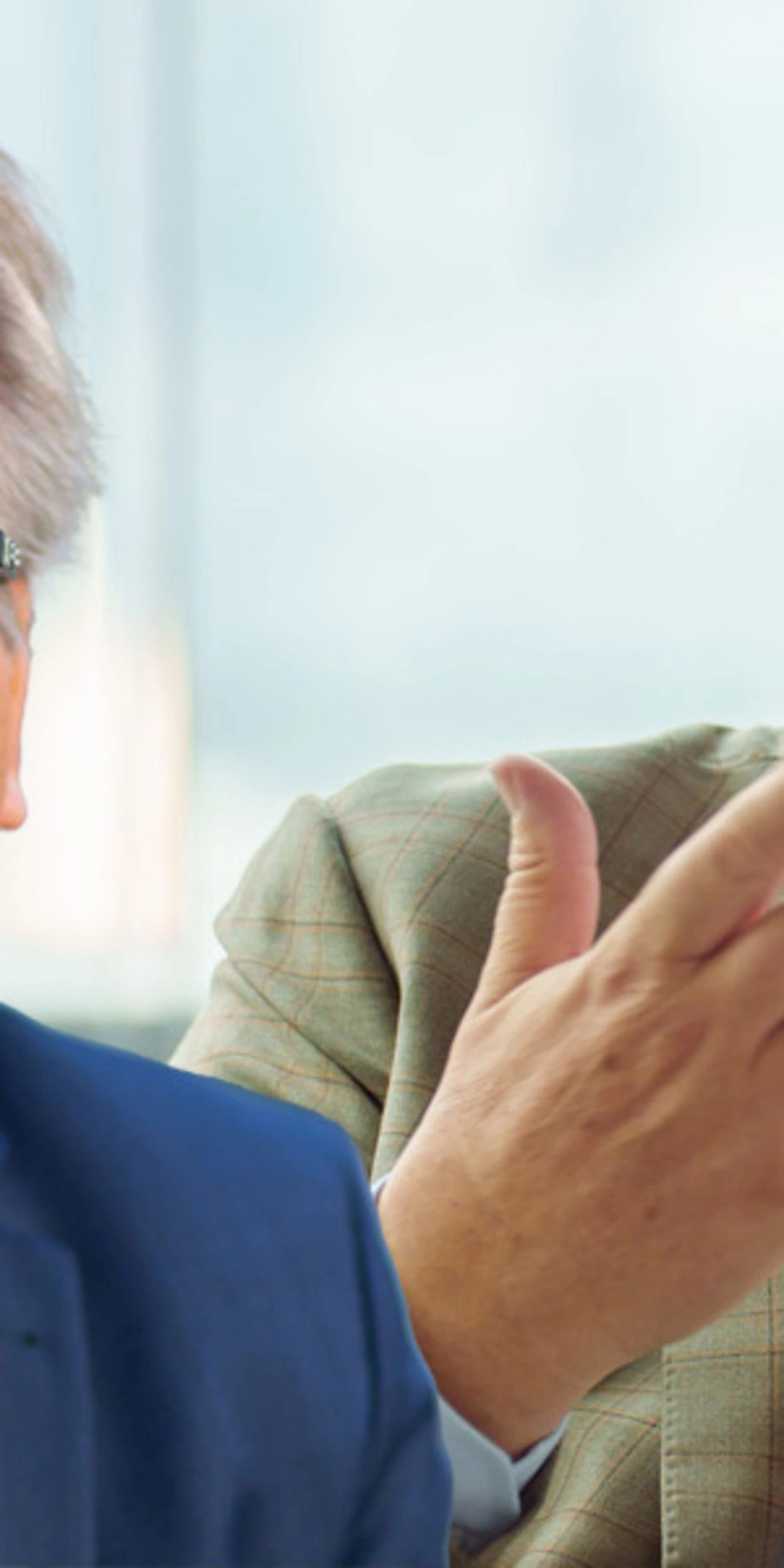 Heißer Blick auf Stephanie Müller-Spirra oben ohne