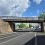 Die Eisenbahnbrücke über den nördlichsten Abschnitt der Triesterstraße wird saniert