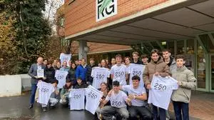 Zum Jubiläum gibt es eigene T-Shirts 