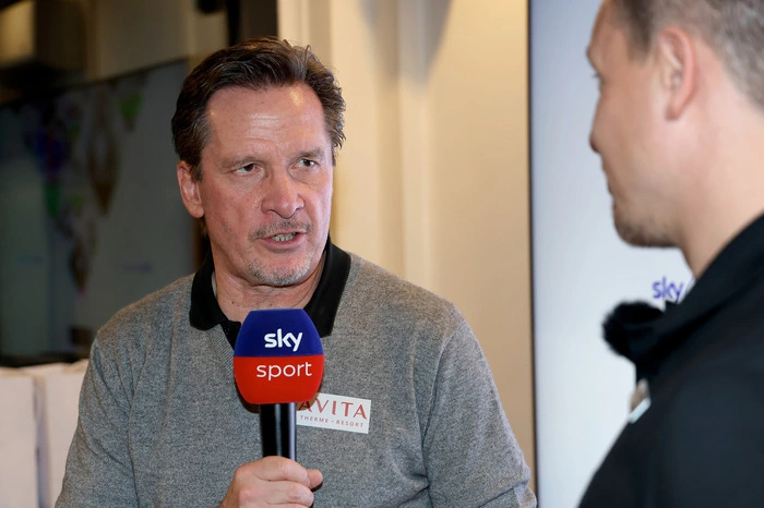 Werner Gregoritsch, jetzt auch Sky-Experte, plauderte mit seinem Kollegen Marko Stankovic über das U17-Spiel, die anstehende Fußball-WM und natürlich das entscheidende Traumtor seines Sohnes