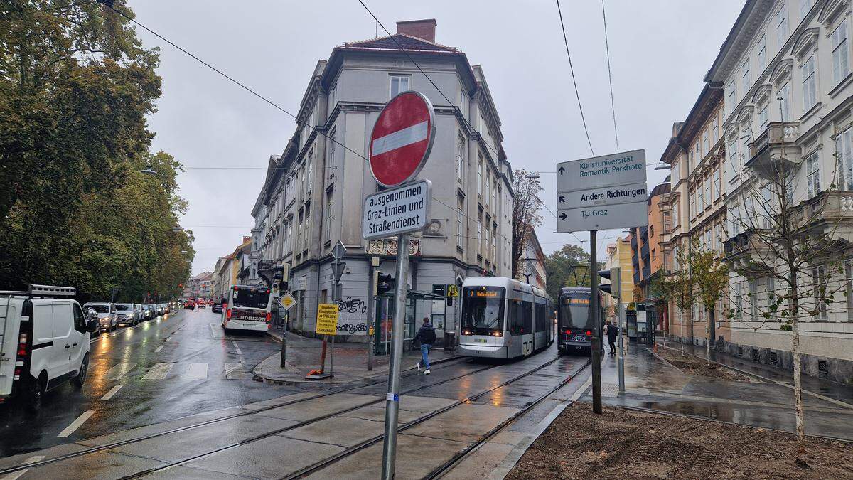 Die Fahrt vom Kaiser-Josef-Platz/Glacis in die Maiffredygasse ist ab sofort untersagt