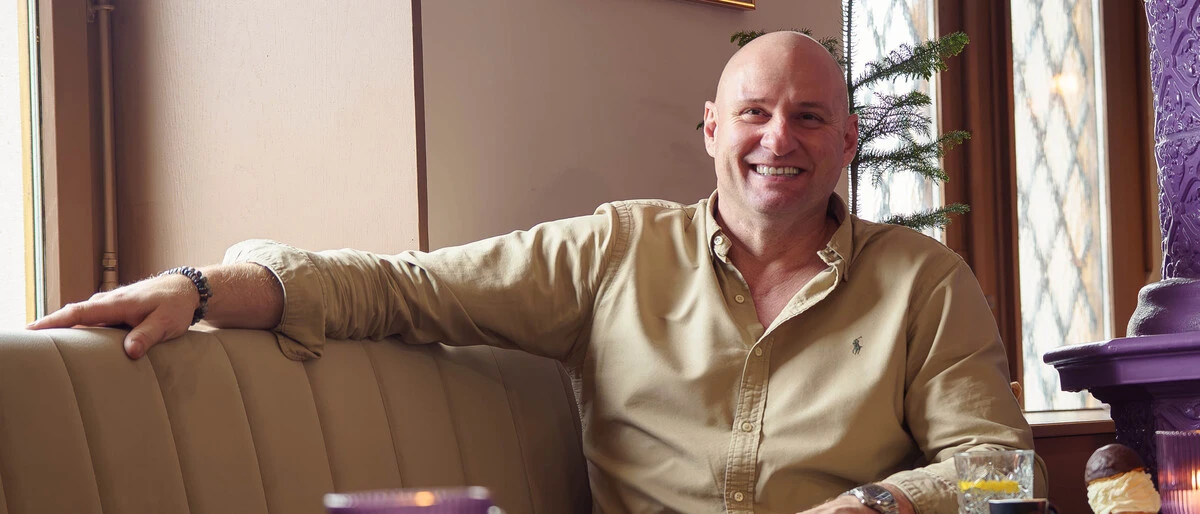 Seppi Winkler strahlt förmlich über das Ergebnis der Umbauarbeiten