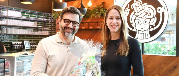 Murpark-Centermanagerin Carina Weyringer gratulierte Franchisenehmer Aleš Budja zur gelungenen Eröffnung
