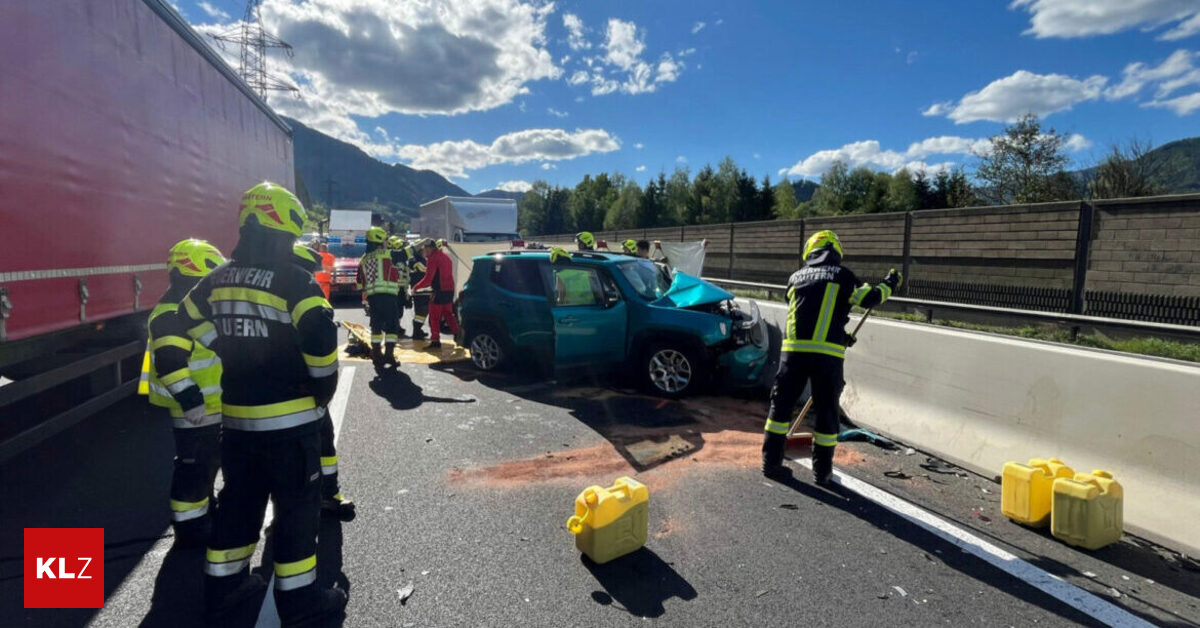 Mit-Notarzthubschrauber-C17-52-J-hrige-Autofahrerin-musste-nach-Unfall-schwer-verletzt-ins-LKH-Graz-geflogen-werden