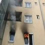 Dichter Qualm drang aus dem Stiegenhaus