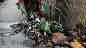 Insgesamt legte der Mann 13 Brände, die Tatorte befanden sich alle in der Nähe seiner Wohnung