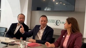 Max Lercher und Doris Kampus mit dem Salzburger SPÖ-Chef Peter Ebner