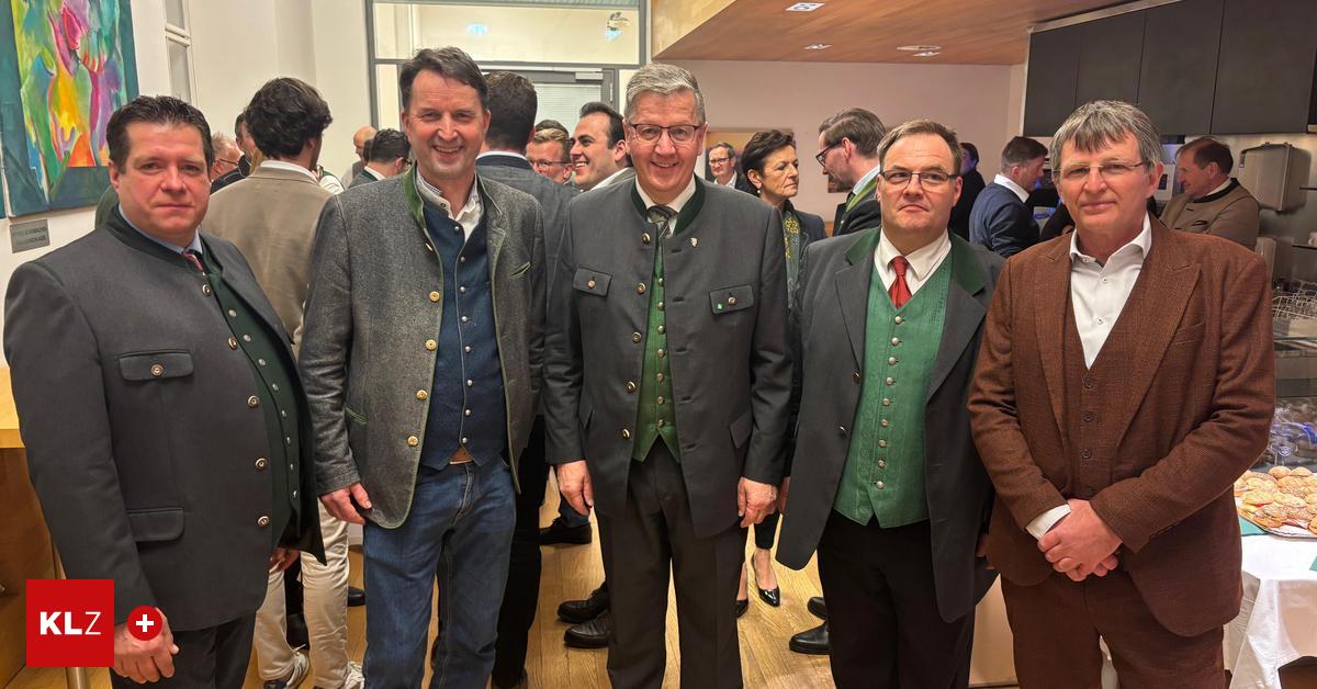 Bauern-Wahl-2026-Schwarz-h-lt-die-Absolute-klar-Blau-legt-kr-ftig-zu