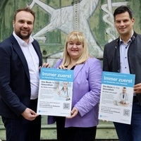 Michael Sacherer (Ärztekammer), Sabina Džalto (Integrationsfonds) und Landesrat Hannes Amesbauer (FPÖ) stellen ihre Informationsinitiative vor